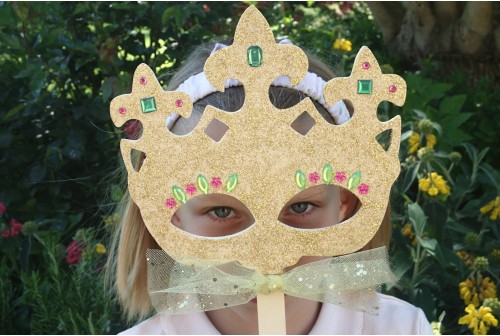 Atelier masques de fête