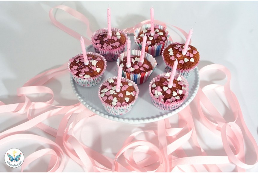 Caissette cupcake cheval bascule en carton pour anniversaire enfant