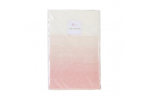 Nappe blanche et dégradé de rose