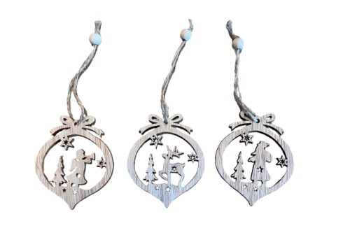 3 pendentifs en bois