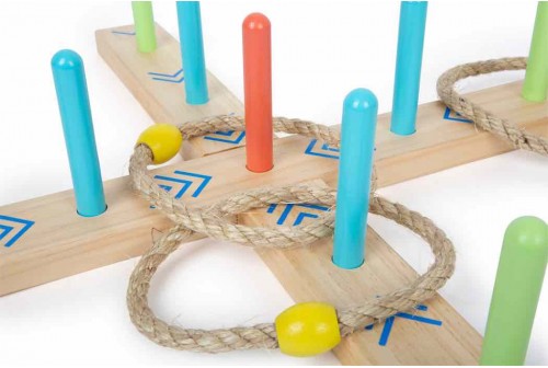 Jeu de lancer en bois