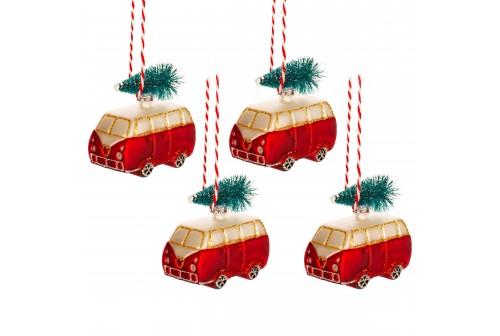 4 Vans avec sapin de Noël